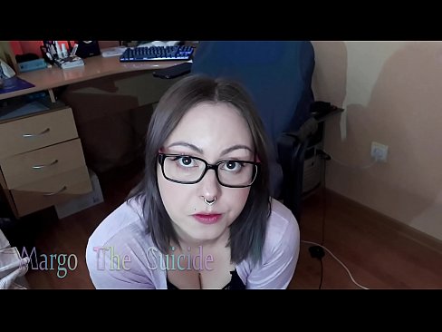 ❤️ Cewek Seksi nganggo Kacamata Nyedot Dildo Neng Kamera Saru rusia ing kita ❌️❤